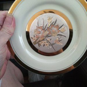 Decorative plate